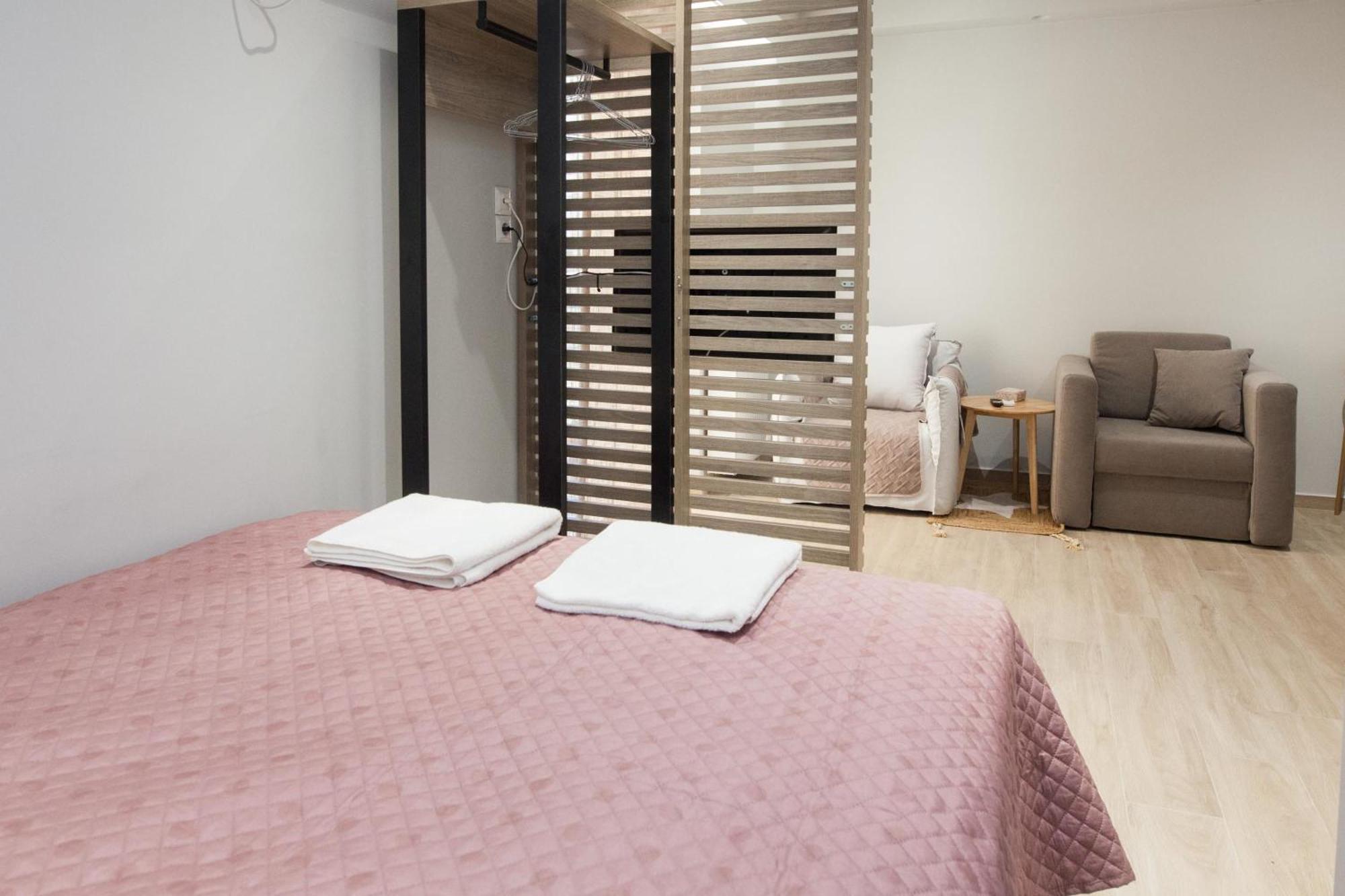 Petralona Gem Hotel-Style Studio With Balcony Atina Dış mekan fotoğraf