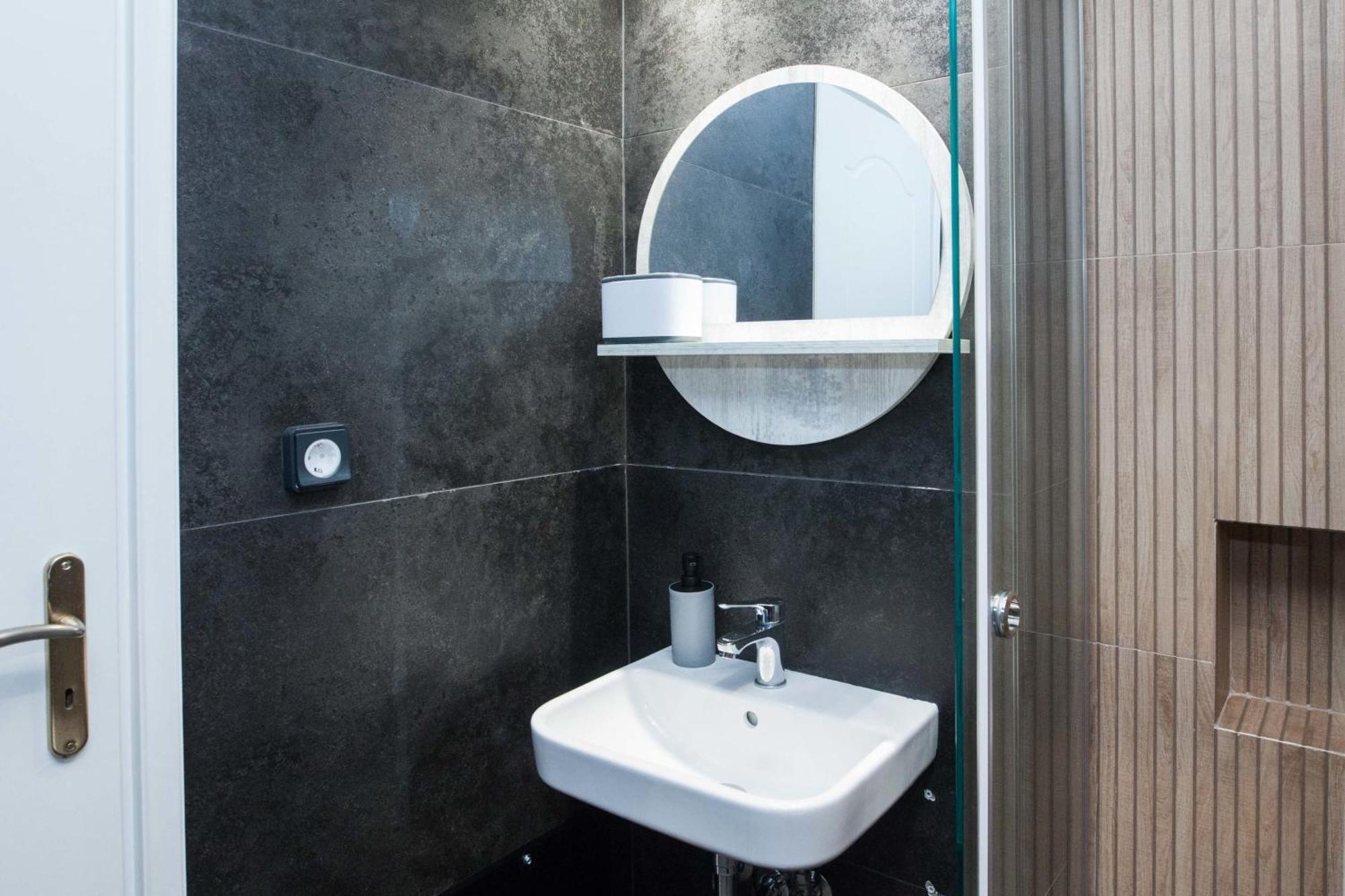 Petralona Gem Hotel-Style Studio With Balcony Atina Dış mekan fotoğraf
